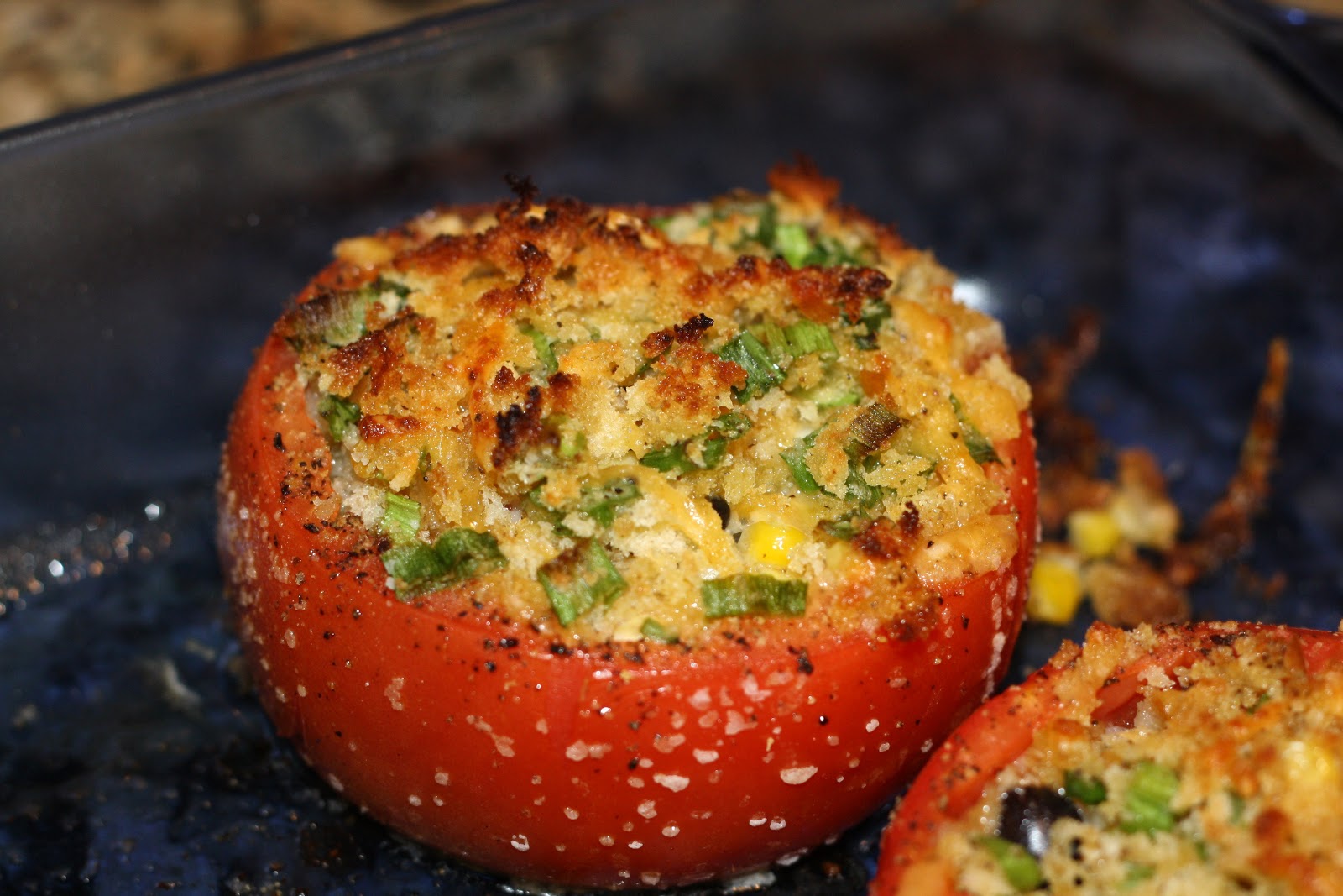 Помидоры фаршированные кукурузой